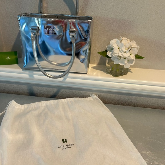 Kate Spade (Limited Edition) Vintage Purse - Picture 2 of 11